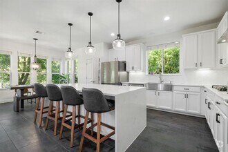 Building Photo - 16200 Spillman Ranch Loop