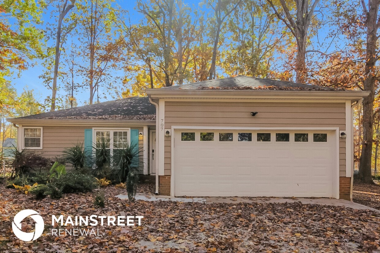 Primary Photo - 707 Southland Rd