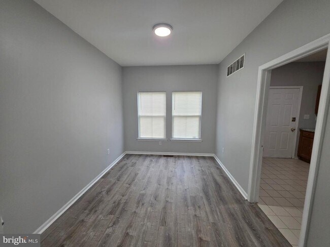 Foto del edificio - 611 Artisan St