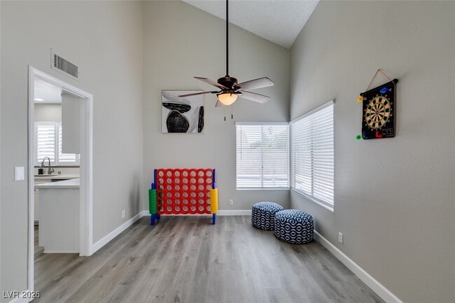 Foto del edificio - 6585 Minton Ct