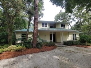Building Photo - 1130 Anclote Rd