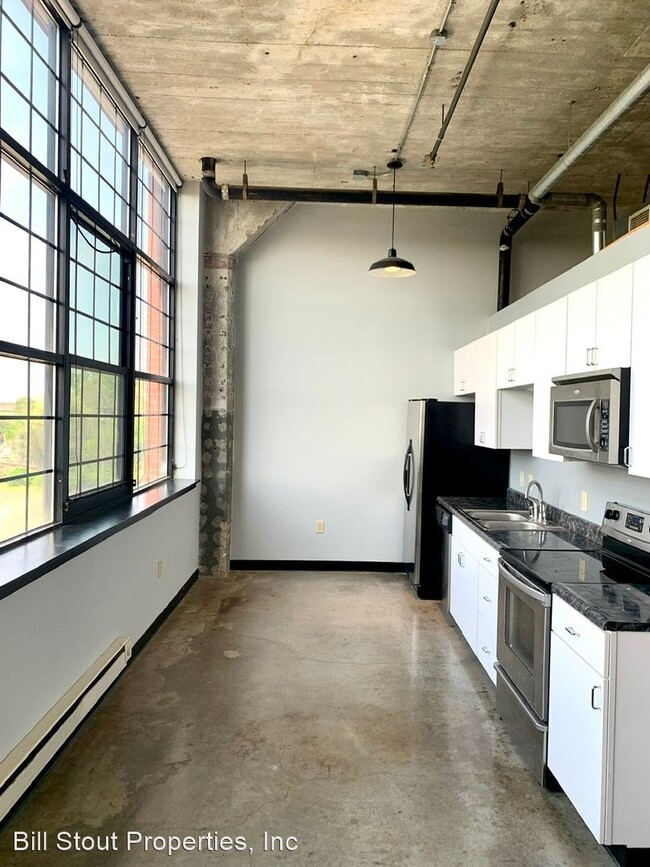 Building Photo - 1 br, 1 bath House - 2520 S. 3rd Street # 413