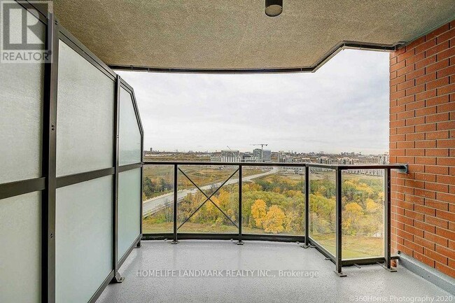 Building Photo - 1 Uptown Dr