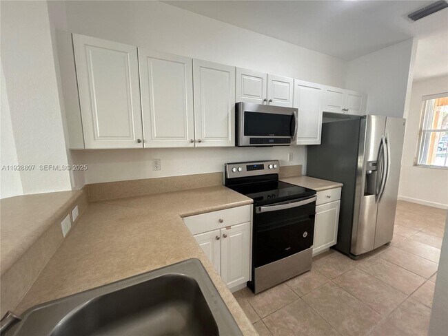 Foto del edificio - 230 SE 29th Ave