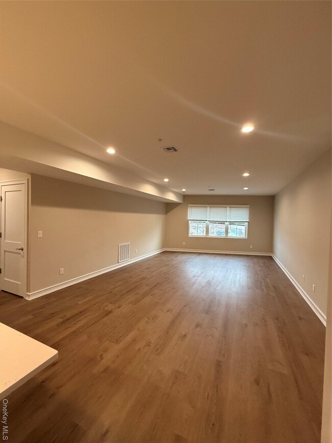 Foto del edificio - 122 Greenwich Ave