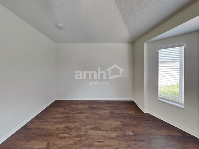 Foto del edificio - 12760 Evington Point Drive