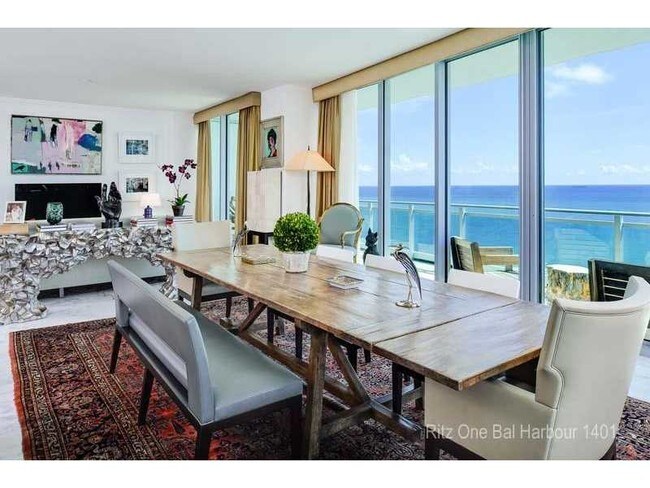 Foto del edificio - 10295 Collins Ave