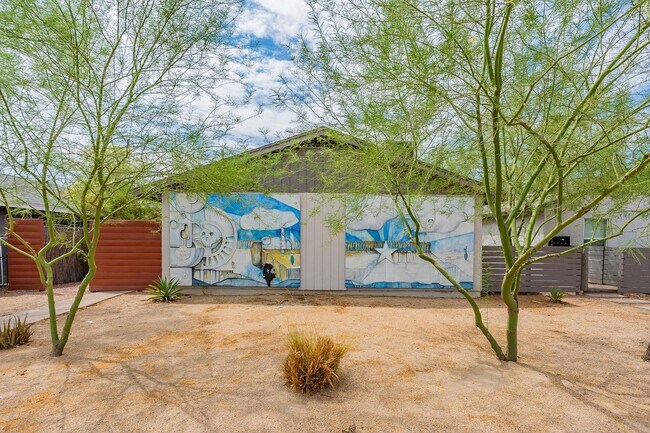 Foto del edificio - Newly Updated 1bd 1ba Condo in Downtown Ph...