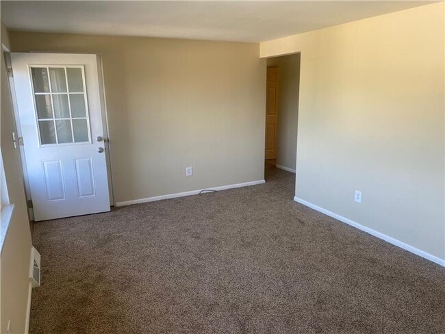 Foto del edificio - 108 Dana Lynn Dr