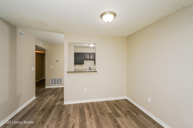 Foto del edificio - 1439 Beech St