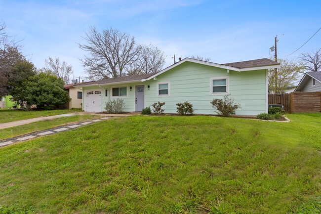 Building Photo - 5211 Halmark Dr