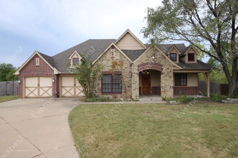 Primary Photo - 8432 Spring Creek Ct