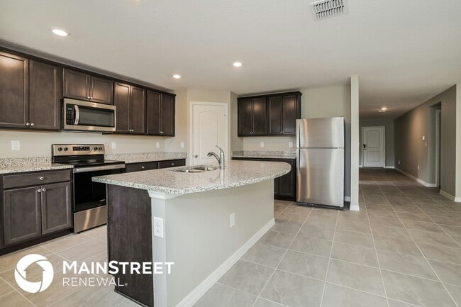 Foto del edificio - 1353 Brenway Dr