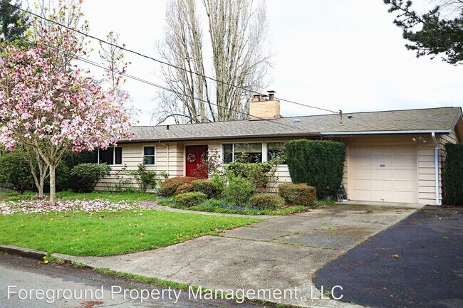Foto del edificio - 2 br, 1 bath House - 226 111th Ave SE Unit B