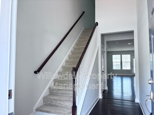 Foto del edificio - 1112 Lakebrink Dr