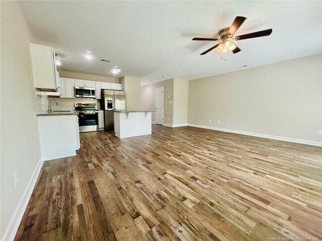 Foto del edificio - 8115 King Rd