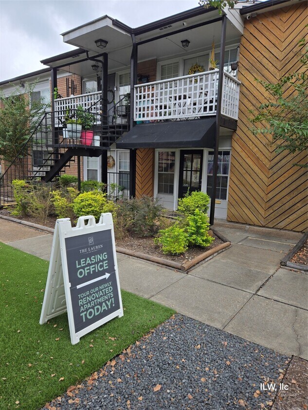 Foto principal - 815 Harvard St