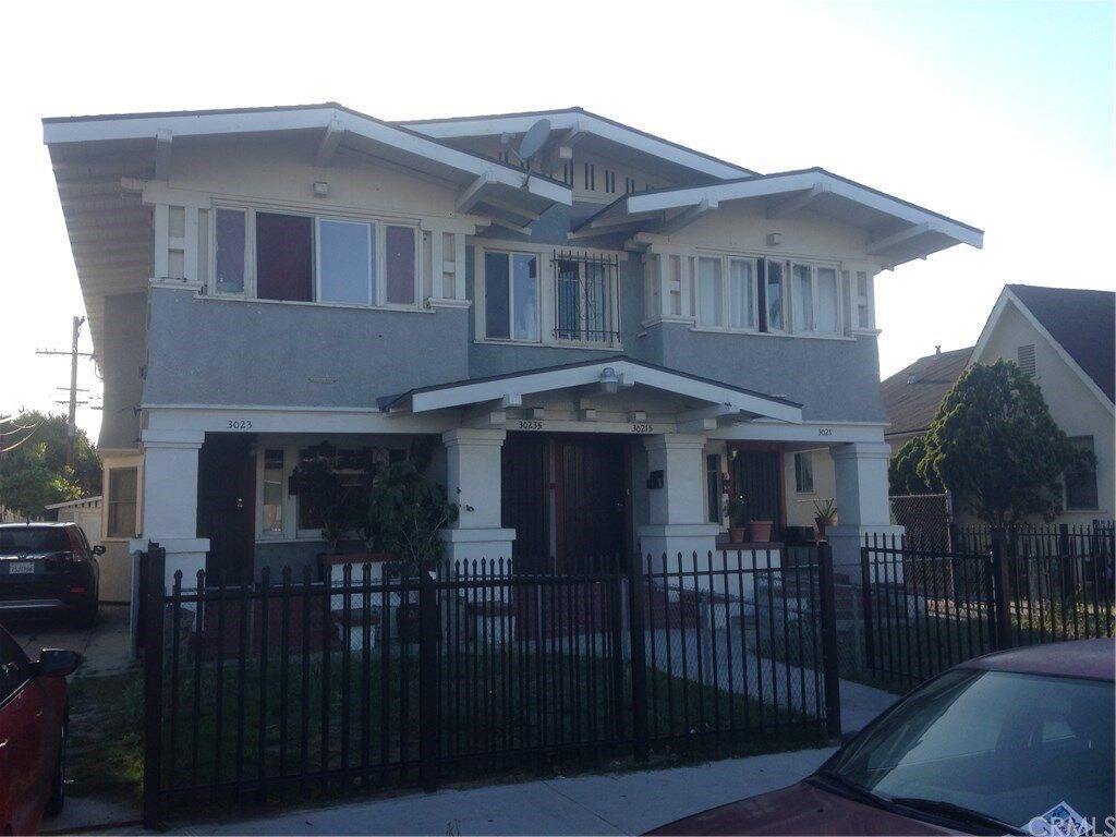 1720 Houses Available for Rent in Los Angeles, CA