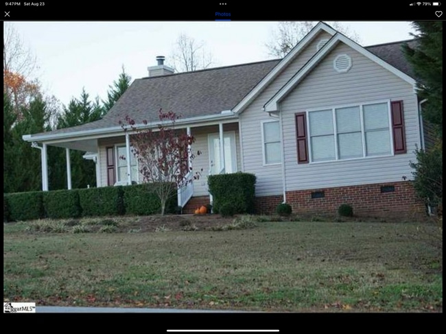 Foto del edificio - 395 Beechwood Dr