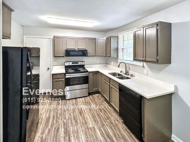 Foto del edificio - 288 Haynes Park Dr