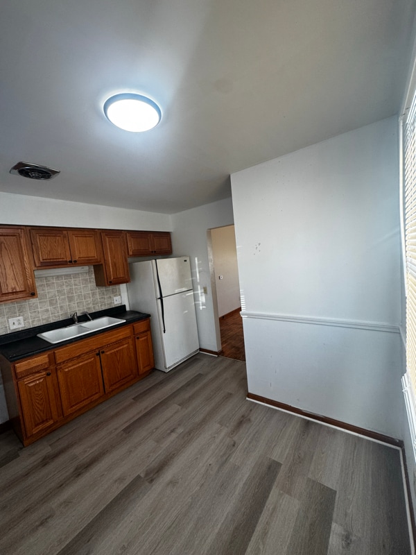 Building Photo - 886 Brighton Ave