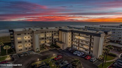 Building Photo - 4100 Ocean Beach Blvd