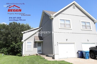 Building Photo - 317 Dains St