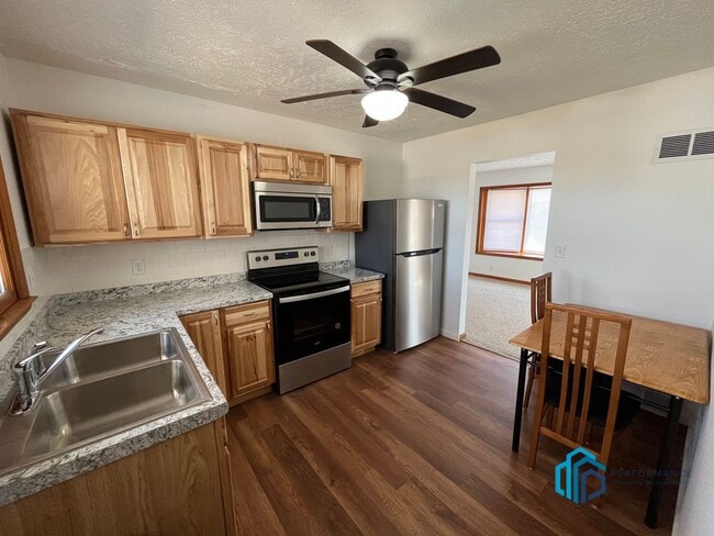 Building Photo - 1819 N 58th St