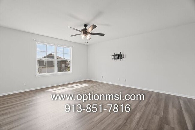 Foto del edificio - Beautiful 3-Bedroom Home with Modern Finishes & Fantastic Amenities!