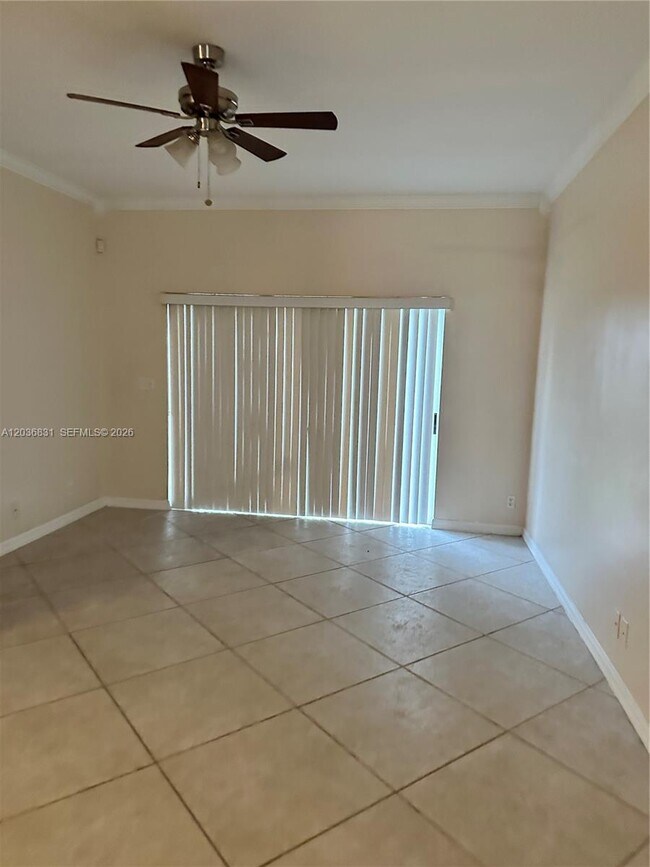 Foto del edificio - 2988 NW 7th Ct