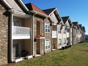 Building Photo - 190 Eli Hartley Dr