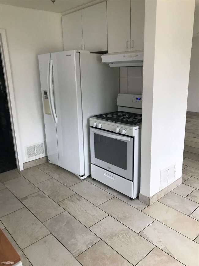 Foto del edificio - 3 br, 1 bath House - 26679 Spicer St