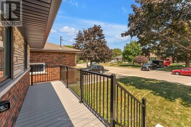 Building Photo - 36 Cloke Ct