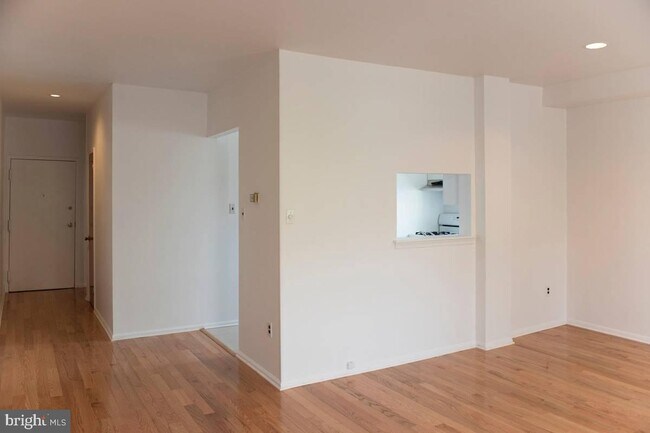 Foto del edificio - 621 S 3rd St