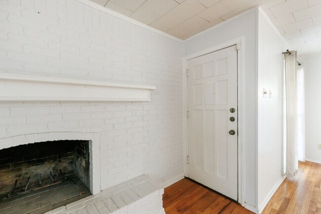 Building Photo - 3-Bedroom Near Texas Tech - Pre-leasing Ma...
