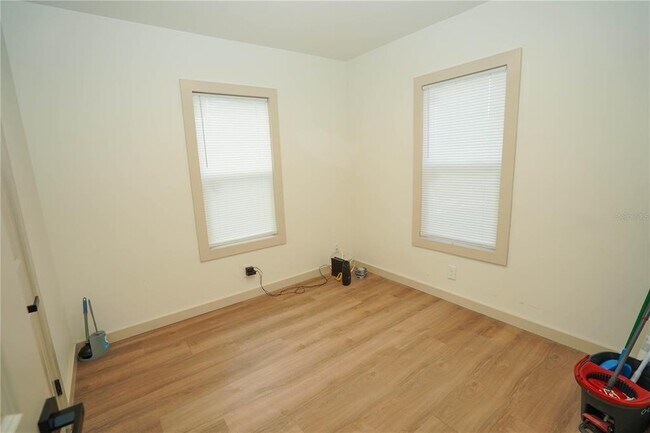 Foto del edificio - 535 14th Ave S