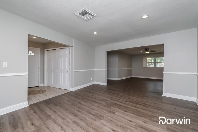 Building Photo - 6518 Talbot Cir