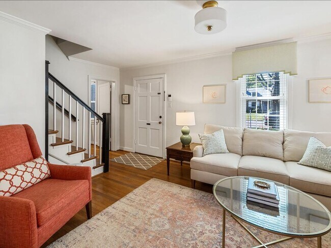 Foto del edificio - 3 Bed 1.5 Bath Cape Available in MAY - in ...