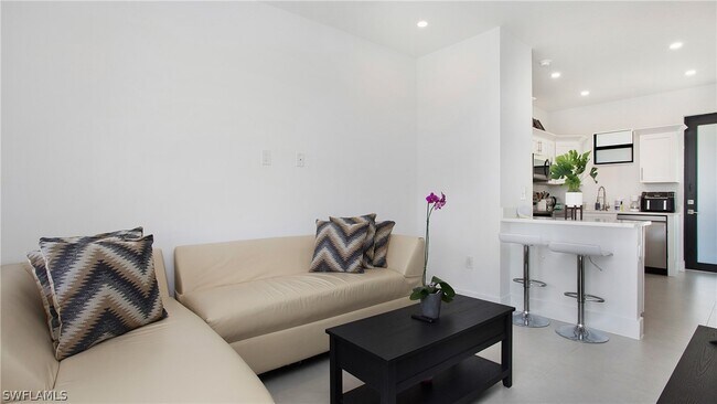 Foto del edificio - 2343 Oil Well Rd