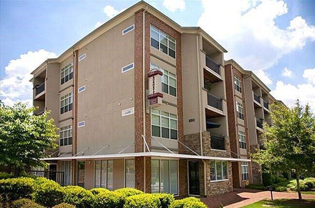 Building Photo - 840 United Ave SE