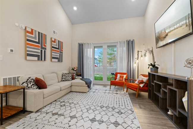 Foto del edificio - 32334 Norman Ln