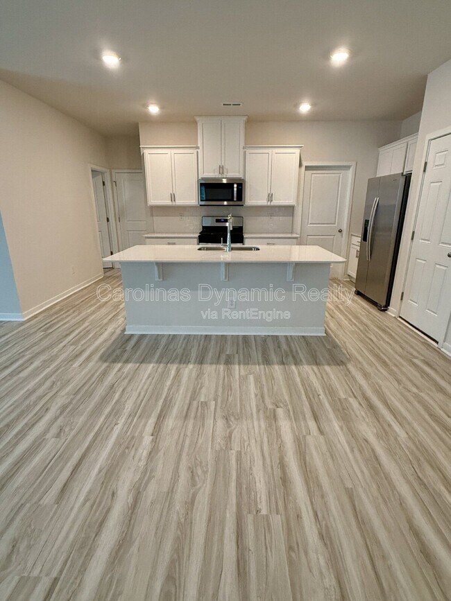 Foto del edificio - 12027 Zazu Wy