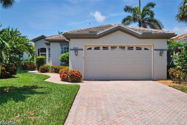 Foto del edificio - 9240 Willowcrest Ct