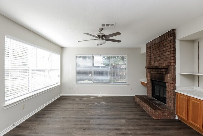 Foto del edificio - 720 Finley St