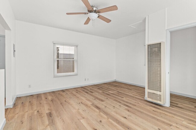 Building Photo - 526 Magnolia Ave