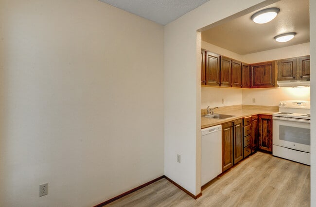 Building Photo - Parkview Apartments