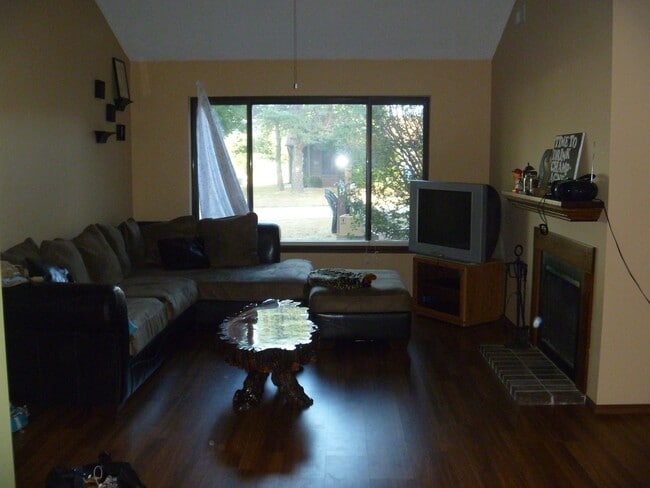 Living room with fireplace - 2609 Heritage Dr