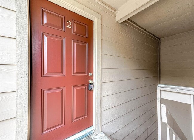 Building Photo - 2125 Augusta Dr