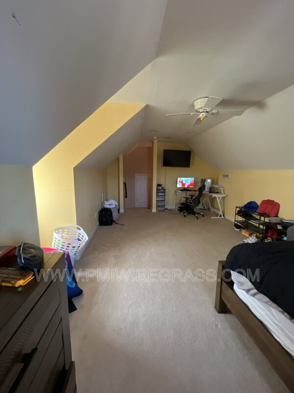 Foto del edificio - 104 Commonwealth Ct