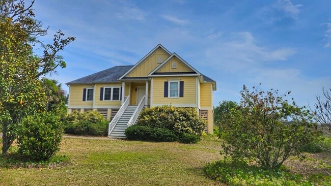Building Photo - 255 Little Oak Dr